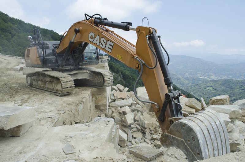 CASE CX370D   escavatore cingolato Apertura-cantiere
