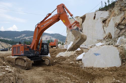 Zaxis 690 LCH  escavatore per cavare blocchi di marmo in cava Foto-1